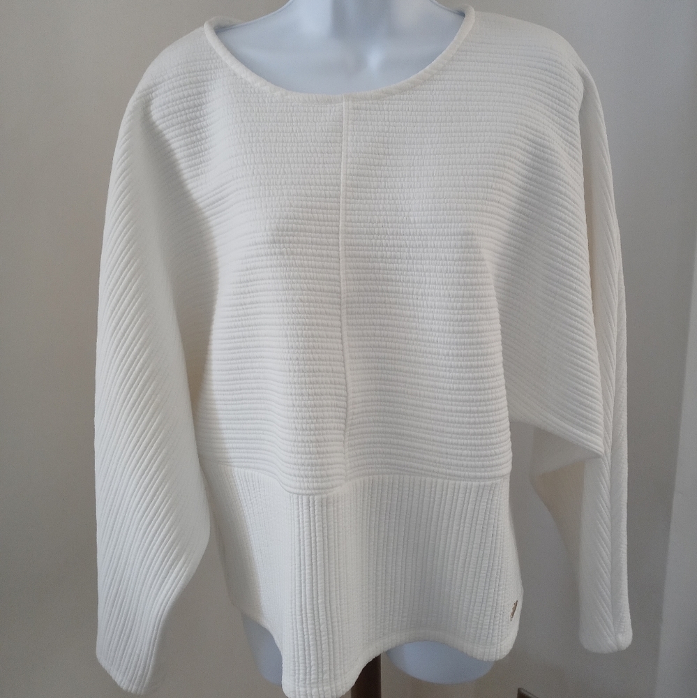 Marc New York Andrew Marc Women's Long Sleeve White Ribbed Pull Over Sweater -